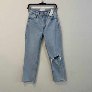 NWT Abercrombie & Fitch The Ankle Straight Ultra High Rise Jean 034